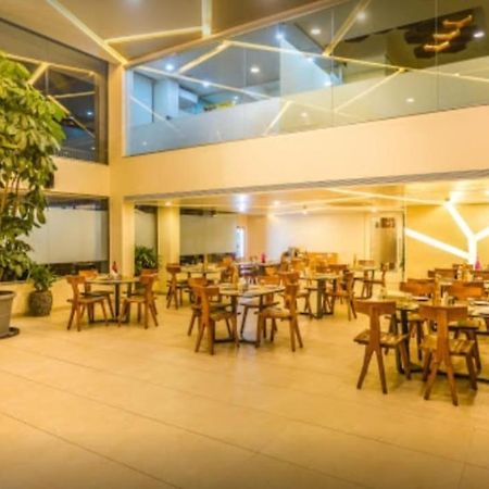 Elite Boutique Hotel Satara Ngoại thất bức ảnh