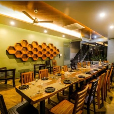 Elite Boutique Hotel Satara Ngoại thất bức ảnh