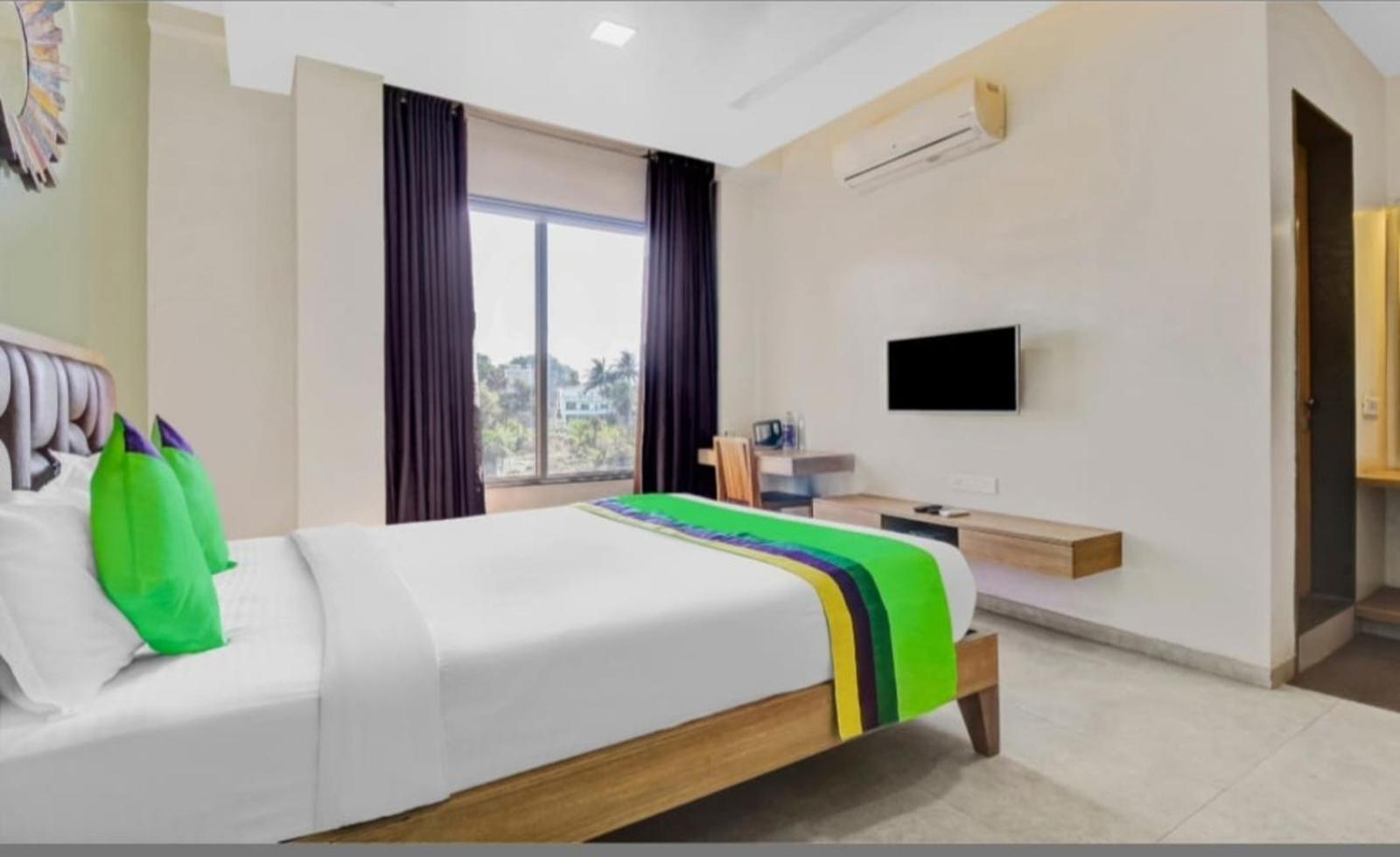 Elite Boutique Hotel Satara Ngoại thất bức ảnh