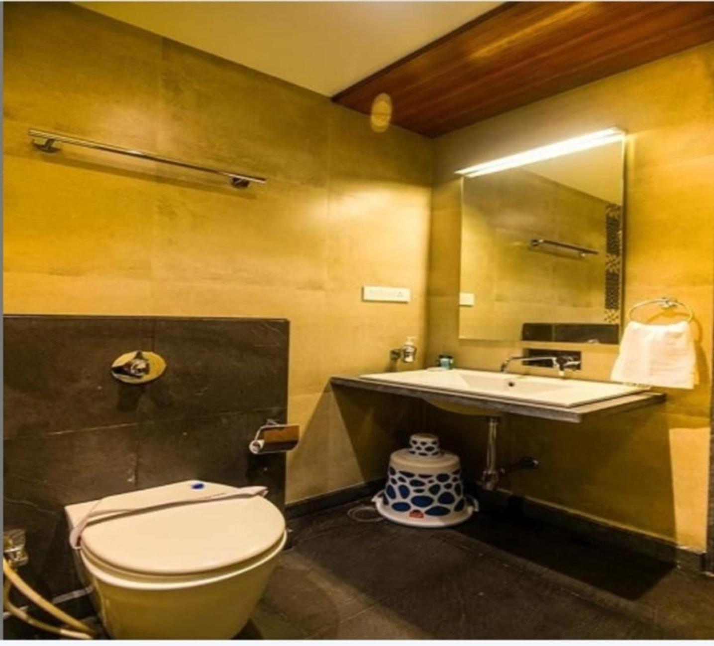 Elite Boutique Hotel Satara Ngoại thất bức ảnh