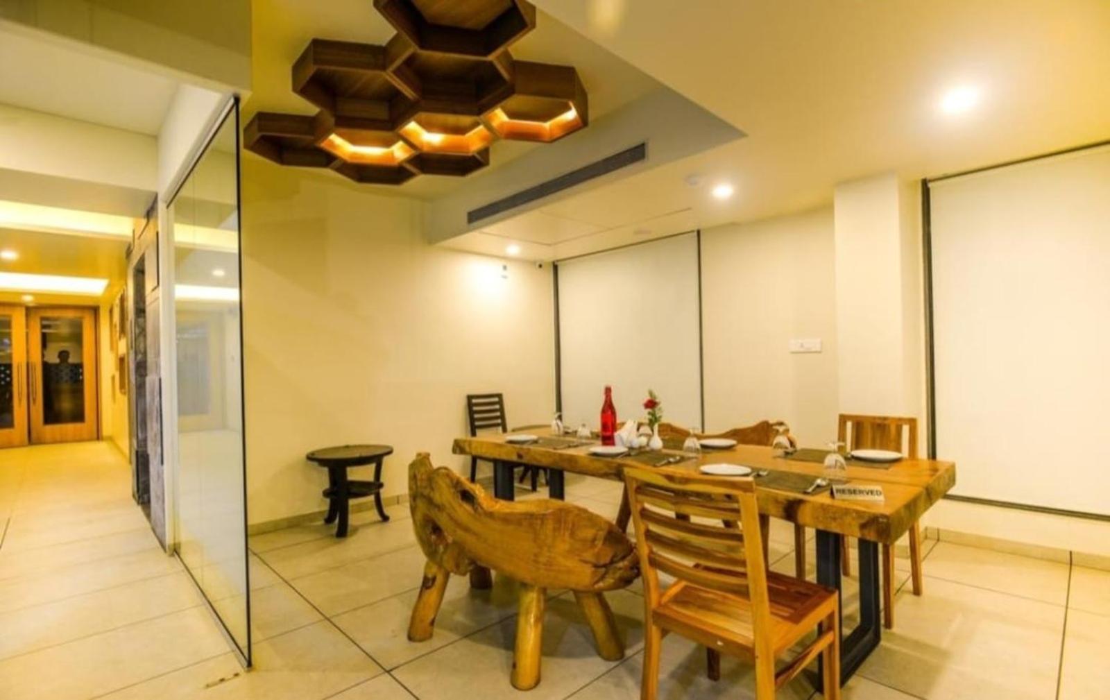 Elite Boutique Hotel Satara Ngoại thất bức ảnh