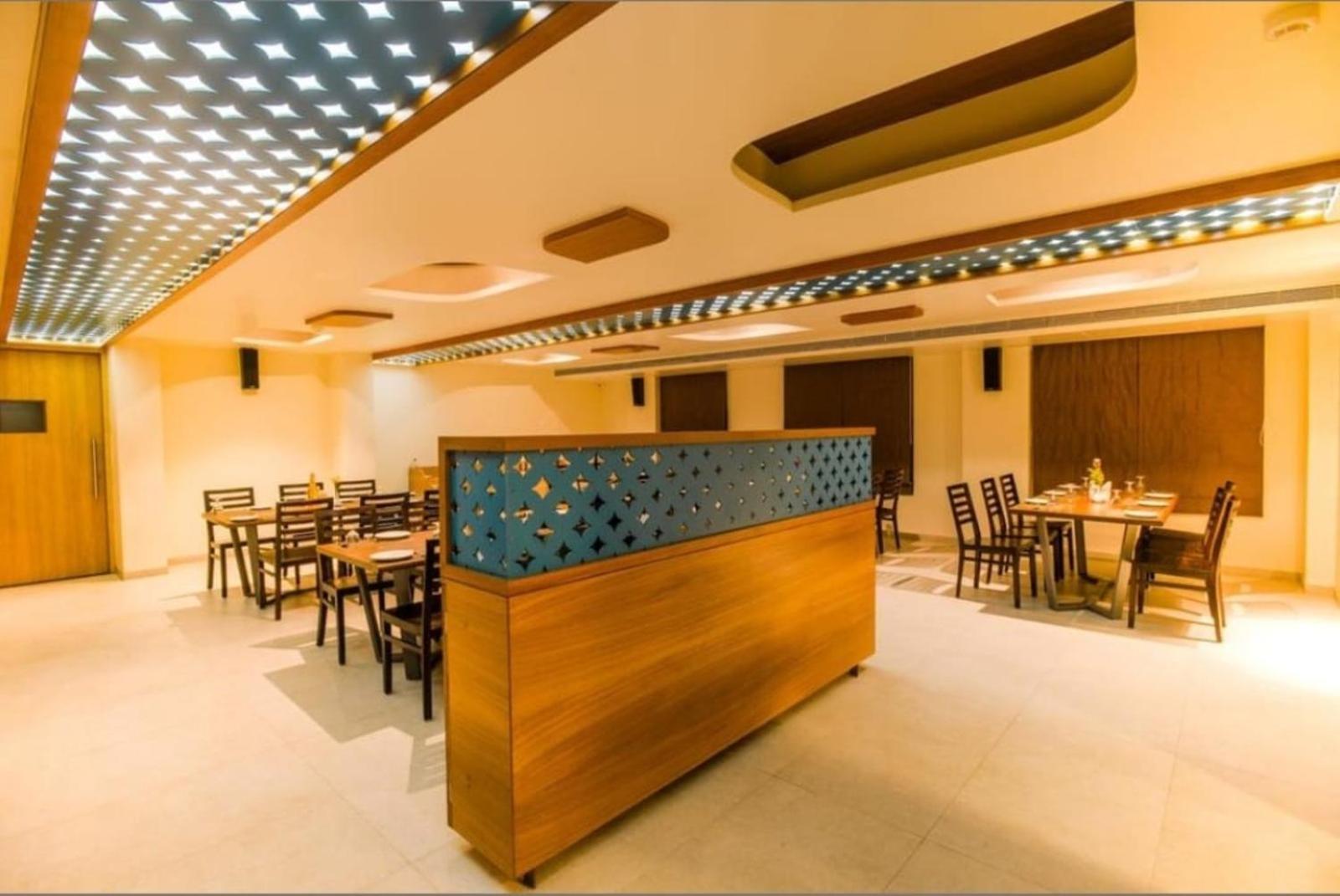Elite Boutique Hotel Satara Ngoại thất bức ảnh